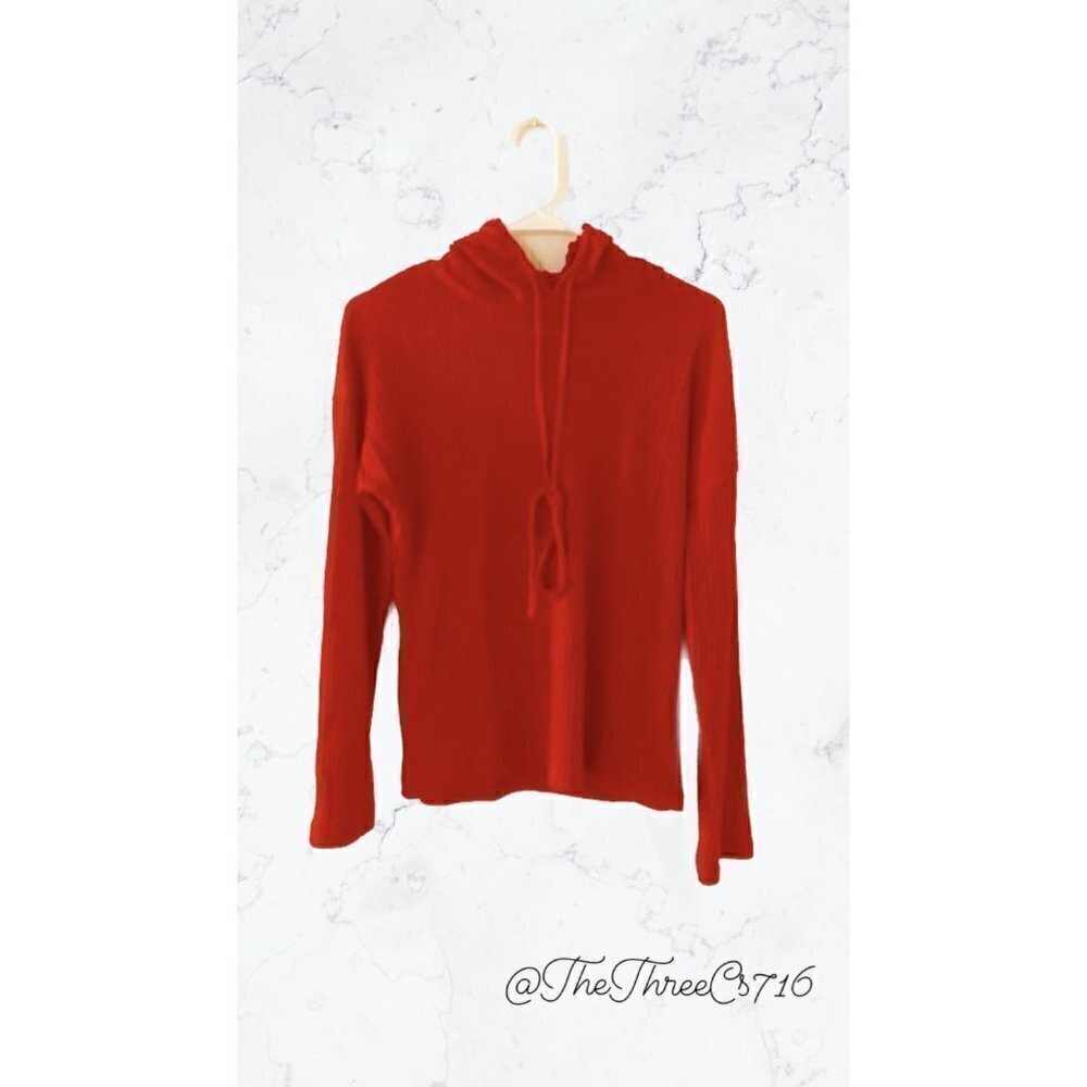 Womens red hoodie. NWOT size L (runs small/ closer to M)